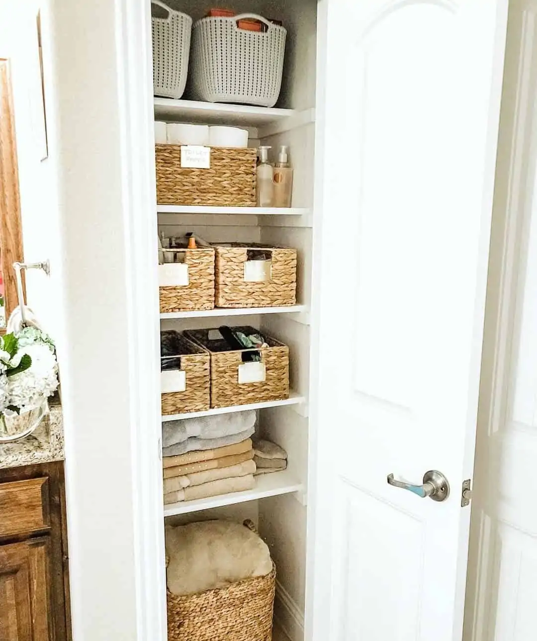 How to Organize a Linen Closet: 5 Essential Steps - Taryn Newton