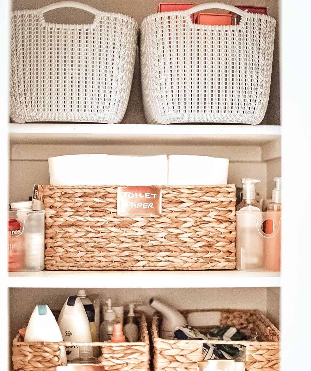 How to Organize a Linen Closet: 5 Essential Steps featured by top US life and style blog, Glamorous Versatility